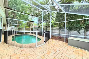2214 Green Oaks Ln, Tampa, FL 33612 - Photo 66