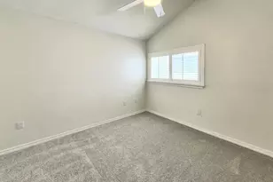 2214 Green Oaks Ln, Tampa, FL 33612 - Photo 60