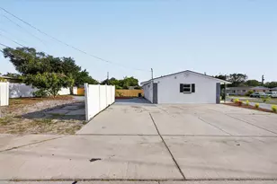 13589 120th St, Largo, FL 33778 - Photo 10