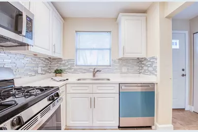 5940 30th Avenue S #115, Gulfport, FL 33707 - Photo 6