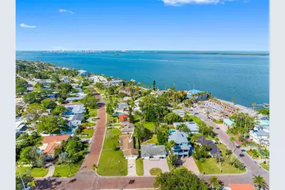 1794 Santa Barbara Drive, Dunedin, FL 34698 - Photo 48