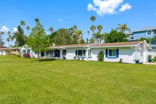 1794 Santa Barbara Dr, Dunedin, FL 34698 - Photo 6