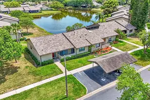 10 Lesley Ln, Oldsmar, FL 34677 - Photo 2