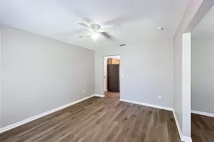 2418 Stonehill Ave, Valrico, FL 33594 - Photo 16