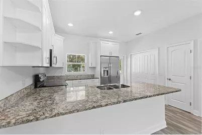 8704 Kenyon View Court, Tampa, FL 33614 - Photo 10