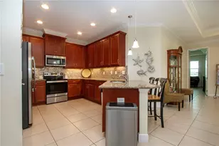 804 Chipper Dr, Sun City Center, FL 33573 - Photo 14