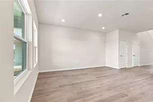 3435 Yellow Cassia Dr, Wesley Chapel, FL 33543 - Photo 10