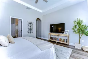 2614 Milford Berry Ln, Tampa, FL 33618 - Photo 18