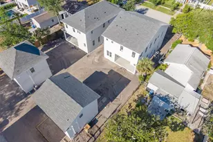 2915 12th St N, Saint Petersburg, FL 33704 - Photo 12