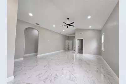 4502 42nd Avenue N, Saint Petersburg, FL 33714 - Photo 6