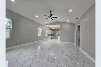 4502 42nd Avenue N, Saint Petersburg, FL 33714 - Photo 10