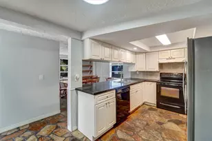 5344 Nancy Ln, Holiday, FL 34690 - Photo 8
