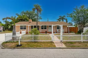 2648 46th St S, Gulfport, FL 33711 - Photo 2