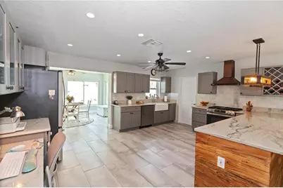 8347 41st Avenue N, Saint Petersburg, FL 33709 - Photo 10
