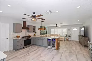 8347 41st Ave N, Saint Petersburg, FL 33709 - Photo 10