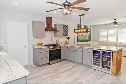 8347 41st Avenue N, Saint Petersburg, FL 33709 - Photo 14