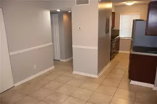 7609 Abbey Ln, Tampa, FL 33617 - Photo 4