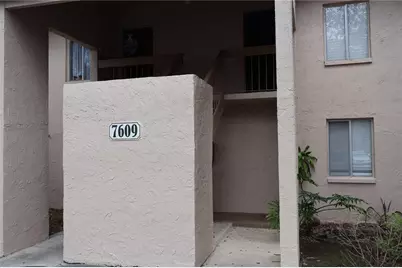 7609 Abbey Lane #B, Tampa, FL 33617 - Photo 1