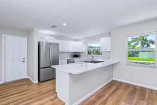 7901 3rd St N, Saint Petersburg, FL 33702 - Photo 8