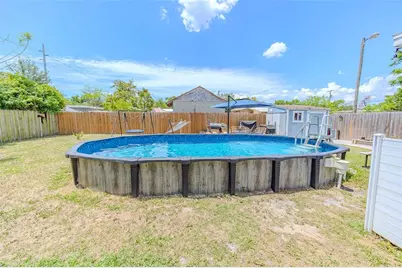 10904 N 15th Street, Tampa, FL 33612 - Photo 22