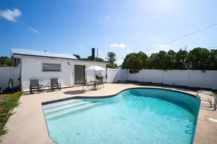 2600 26th Ave N, Saint Petersburg, FL 33713 - Photo 2