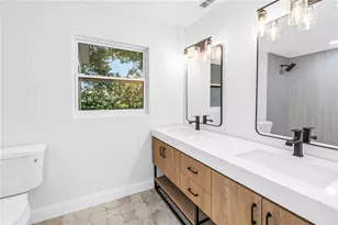 2161 NE Hillwood Ct, Clearwater, FL 33763 - Photo 24