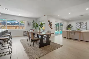 2370 Robyn Ct, Dunedin, FL 34698 - Photo 10