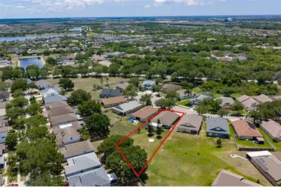 7318 Guilford Pine Lane, Apollo Beach, FL 33572 - Photo 8