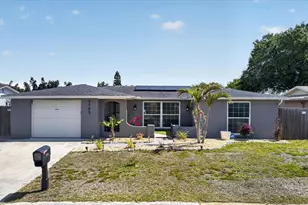3103 Bright Dr, Holiday, FL 34691 - Photo 2