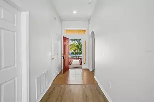 7613 Wood Violet Dr, Gibsonton, FL 33534 - Photo 6
