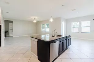 11721 Sunburst Marble Rd, Riverview, FL 33579 - Photo 10