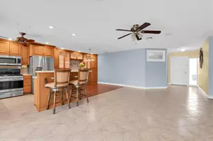 13176 Dorchester Dr, Seminole, FL 33776 - Photo 10