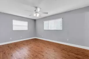 13176 Dorchester Dr, Seminole, FL 33776 - Photo 20