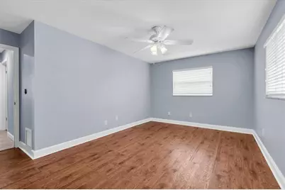 13176 Dorchester Drive, Seminole, FL 33776 - Photo 20