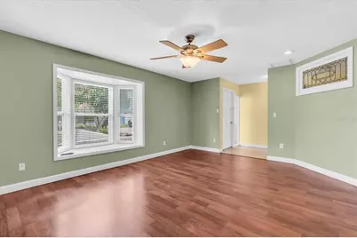 13176 Dorchester Drive, Seminole, FL 33776 - Photo 18