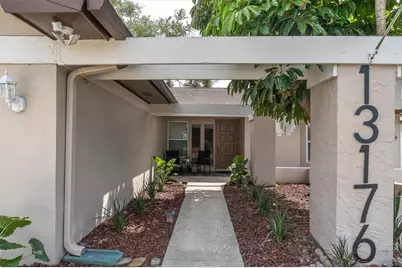 13176 Dorchester Drive, Seminole, FL 33776 - Photo 2
