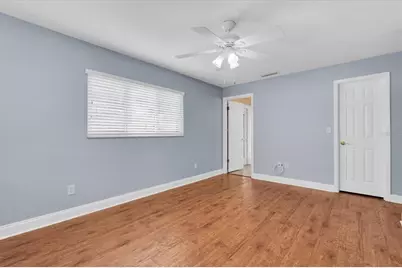 13176 Dorchester Drive, Seminole, FL 33776 - Photo 22