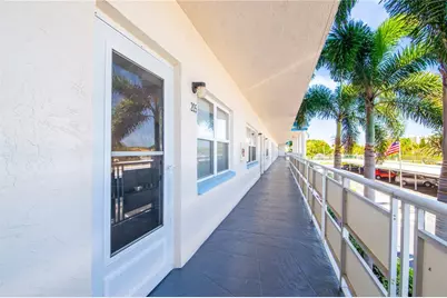 2850 59th Street S #205, Gulfport, FL 33707 - Photo 10