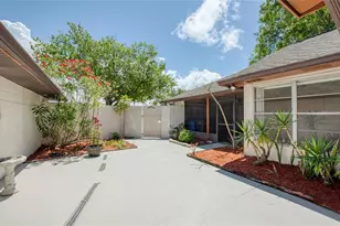 6922 Silvermill Dr, Tampa, FL 33635 - Photo 6