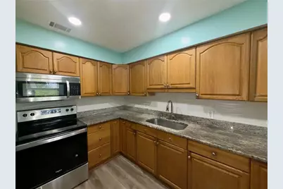 9805 Lily Street N #9805, Pinellas Park, FL 33782 - Photo 8