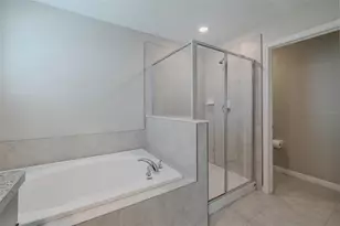 4712 Ron Eddie, Tampa, FL 33619 - Photo 26