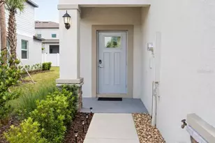 36384 Well Hill Wy, Zephyrhills, FL 33541 - Photo 2