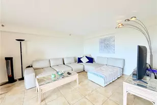 7430 Sunshine Skyway Ln S, Saint Petersburg, FL 33711 - Photo 16