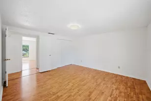 15602 Farnsworth Ln, Tampa, FL 33624 - Photo 24