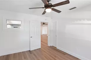 4725 Del Rio Way S, Gulfport, FL 33711 - Photo 22