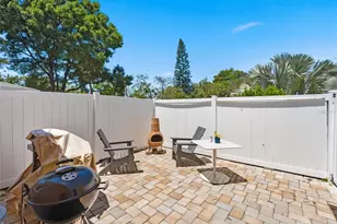 2005 3rd St S, Saint Petersburg, FL 33705 - Photo 20