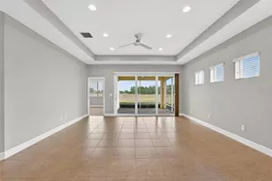 642 Chipper Dr, Sun City Center, FL 33573 - Photo 10