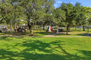 234 36th Ave NE, Saint Petersburg, FL 33704 - Photo 46