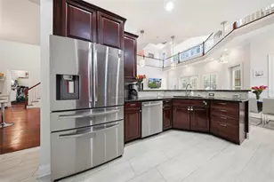 234 36th Ave NE, Saint Petersburg, FL 33704 - Photo 10