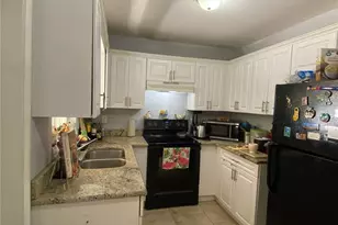 11106 N Dixon Ave, Tampa, FL 33612 - Photo 2